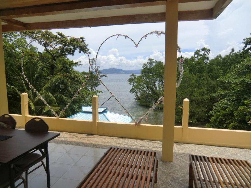 Bunaken Sea Garden Resort 外观 照片